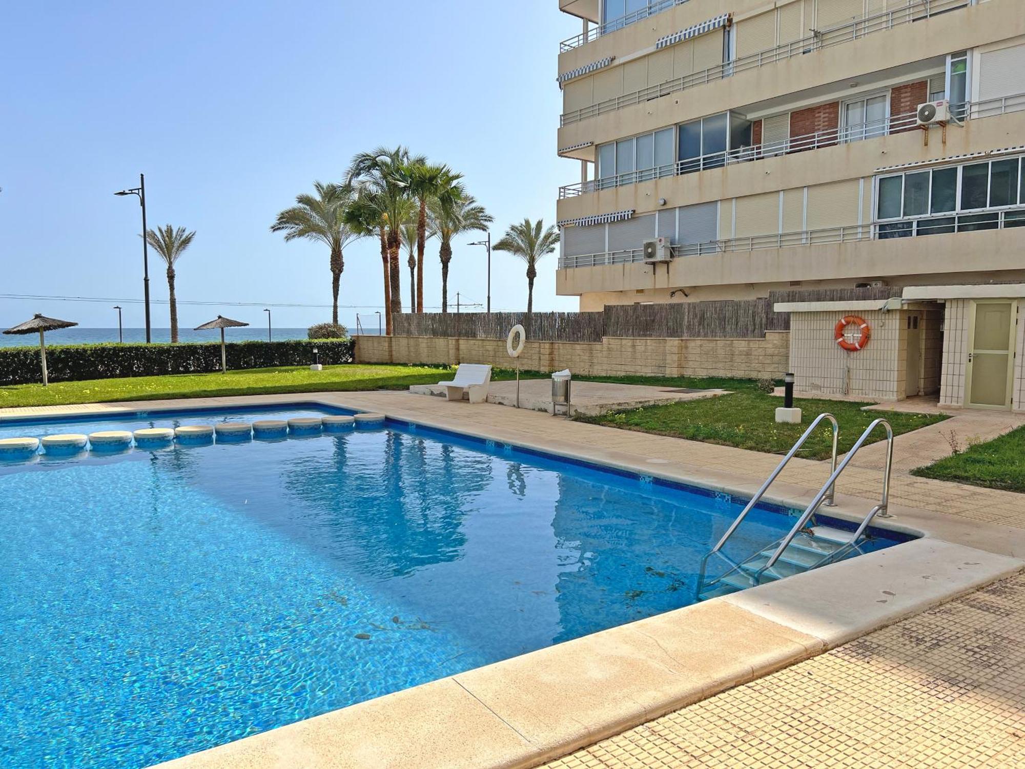 Апартаменти Oasis Frente Al Mar. Parking Gratis Ел-Кампельйо Екстер'єр фото